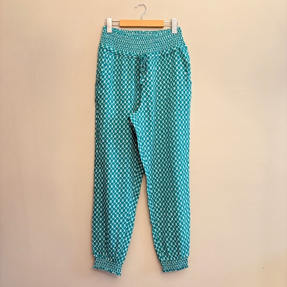 CREAM Lightweight Viscose Cropped Ankle Pant w Teal & Cream Pattern - Picture 1 of 16